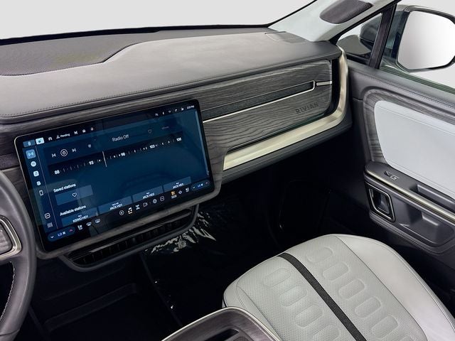 2022 Rivian R1T Adventure
