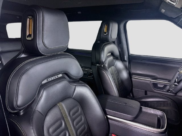 2024 Rivian R1S Adventure Quad Motor Large Pack