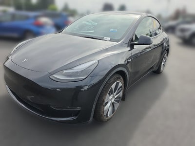 2024 Tesla Model Y Long Range