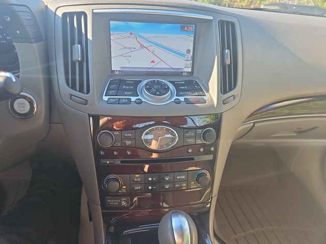 2014 INFINITI Q60 Base