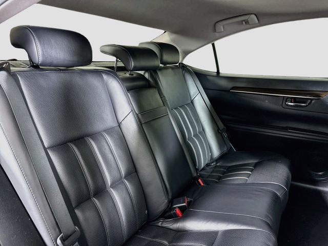 2017 Lexus ES 300h