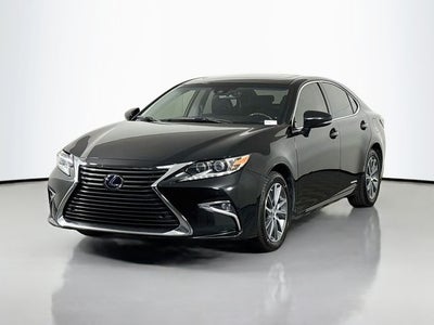 2017 Lexus ES 300h