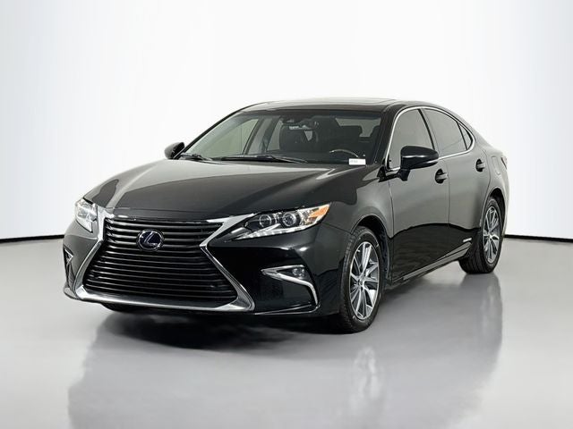 2017 Lexus ES 300h