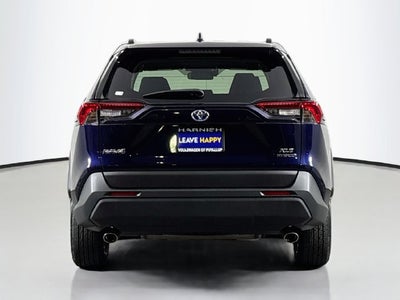 2022 Toyota RAV4 Hybrid XLE