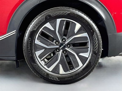 2024 Kia EV6 Light