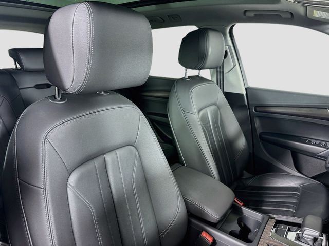 2023 Audi Q5 40 Premium quattro