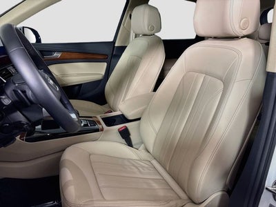 2023 Audi Q5 40 Premium quattro
