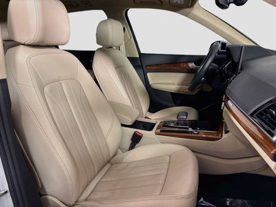 2023 Audi Q5 40 Premium quattro