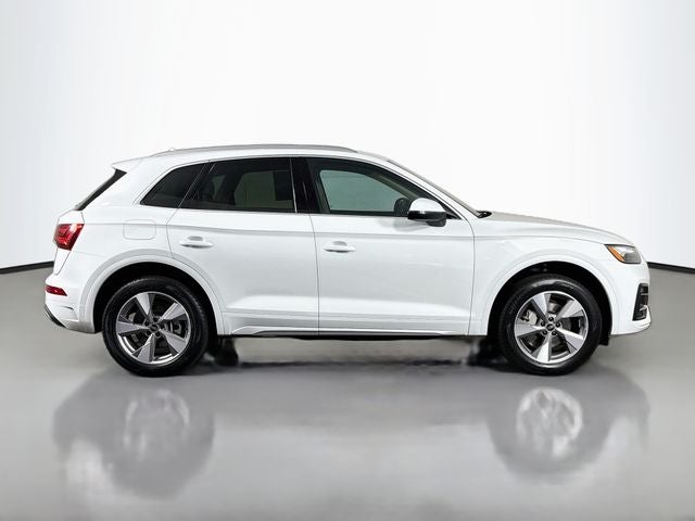 2023 Audi Q5 40 Premium quattro