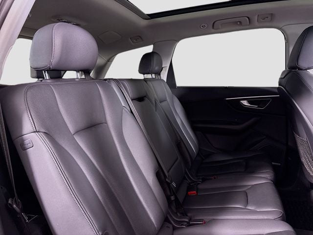 2022 Audi Q7 45 Premium Plus quattro