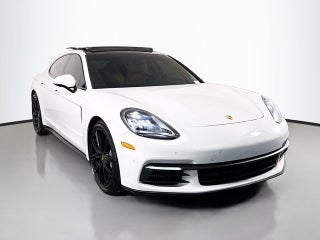 2018 Porsche Panamera 4S