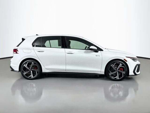 2025 Volkswagen Golf GTI 2.0T SE