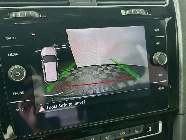 2018 Volkswagen Golf R DCC & Navigation 4Motion