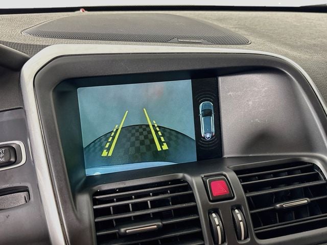 2015 Volvo XC60 T6 Platinum