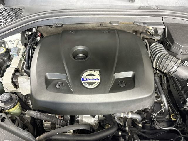 2015 Volvo XC60 T6 Platinum