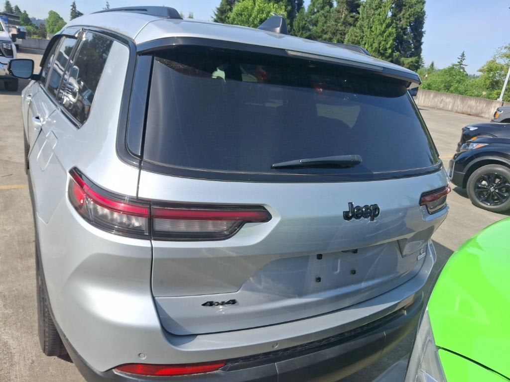 2023 Jeep Grand Cherokee L Altitude 4x4