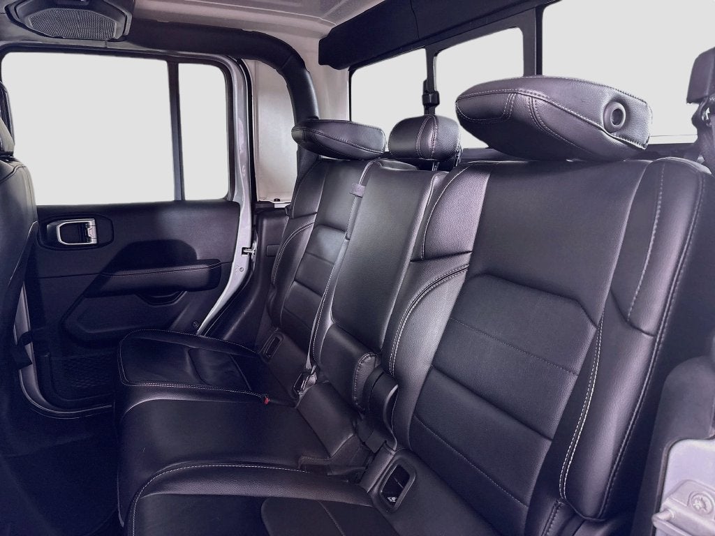 2023 Jeep Gladiator Overland 4x4