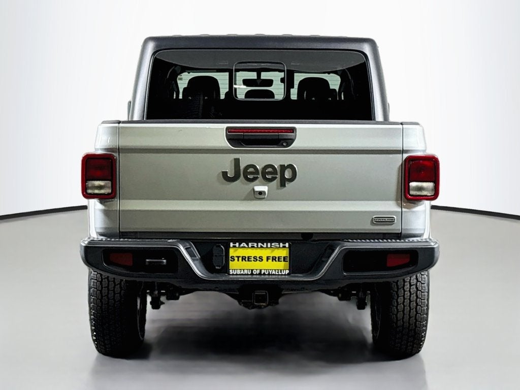 2023 Jeep Gladiator Overland 4x4