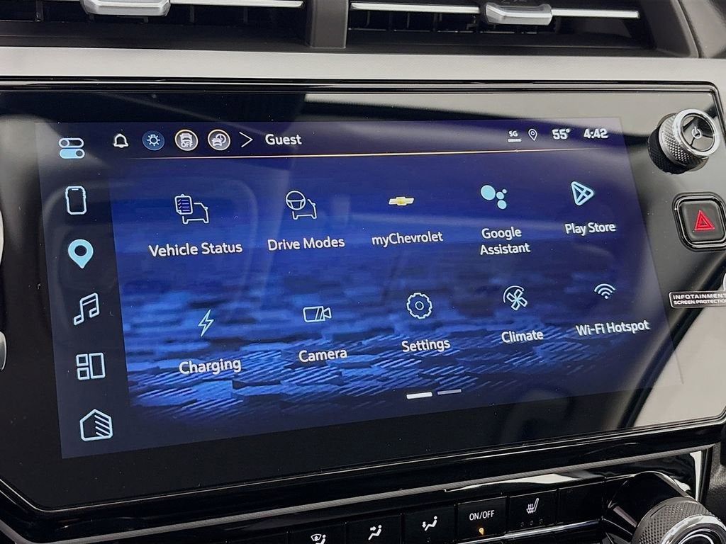 2027 Chevrolet Bolt LT - Photo 15