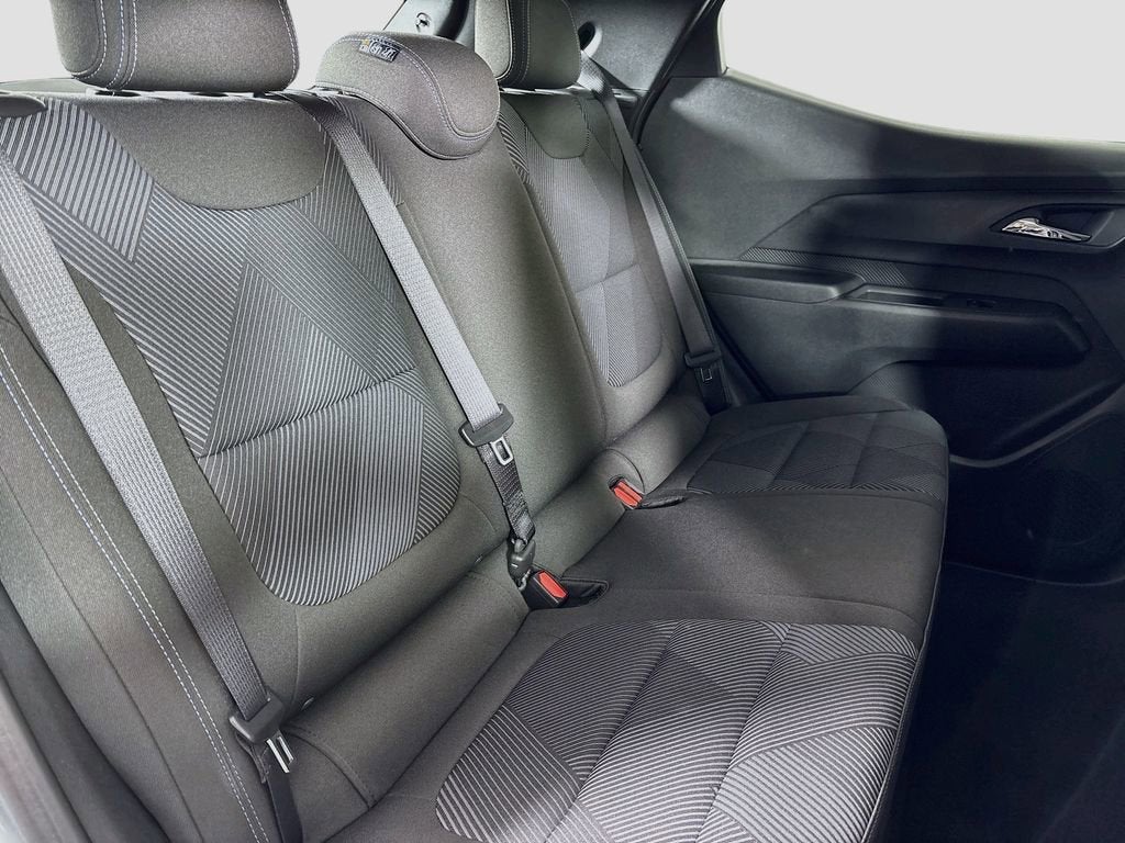 2027 Chevrolet Bolt LT - Photo 24