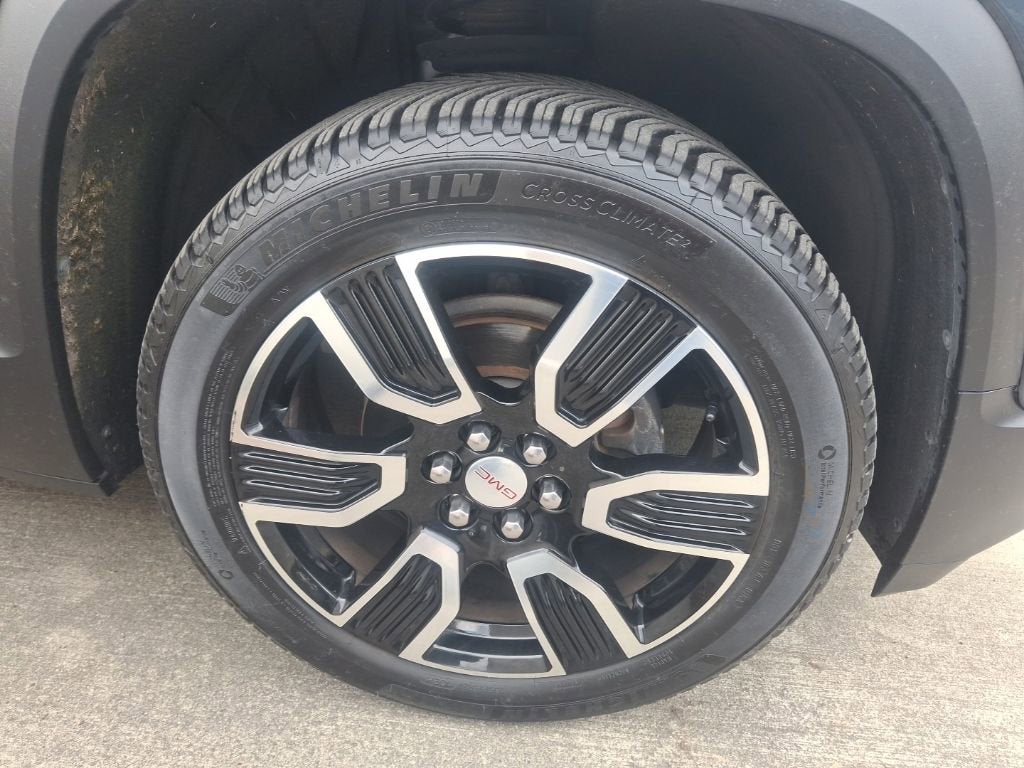 2019 GMC Acadia SLT
