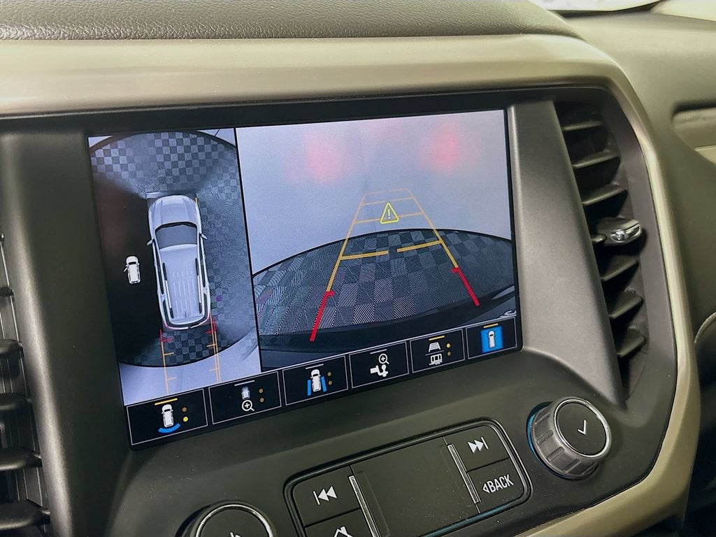2022 GMC Acadia Denali