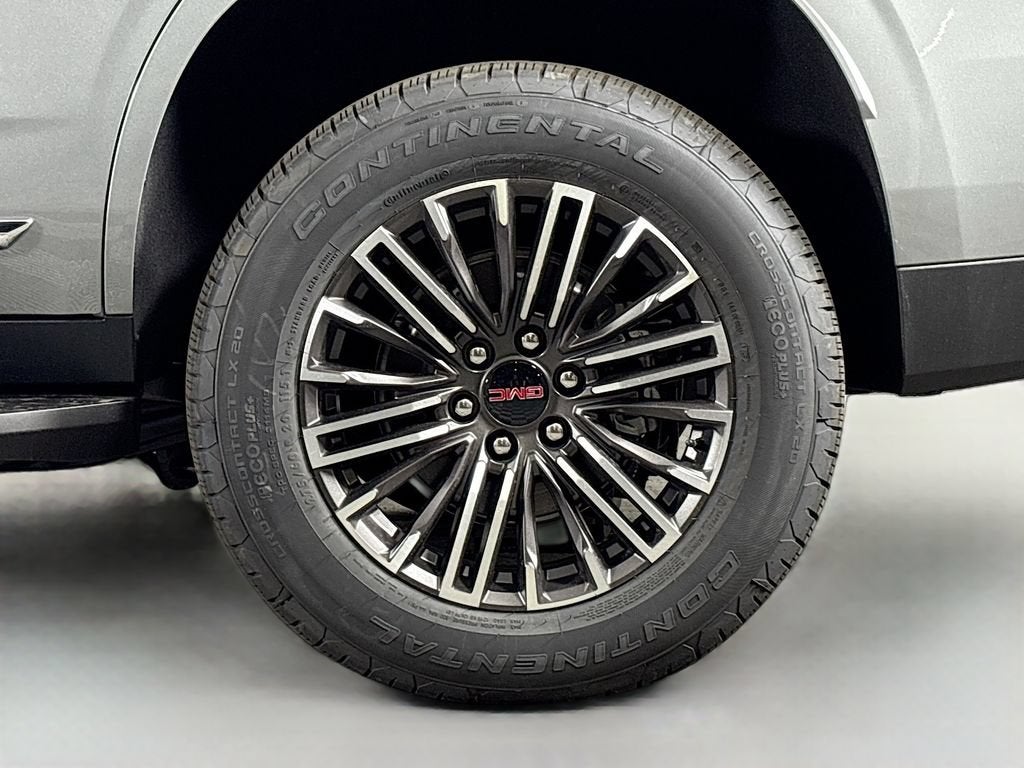 2025 GMC Yukon Elevation