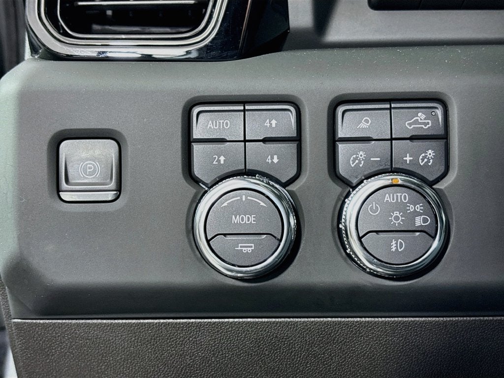 2024 GMC Sierra 3500 HD AT4