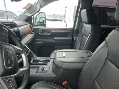 2024 GMC Sierra 3500 HD Denali