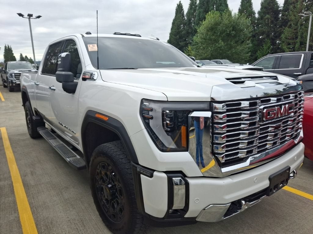 2024 GMC Sierra 3500 HD Denali