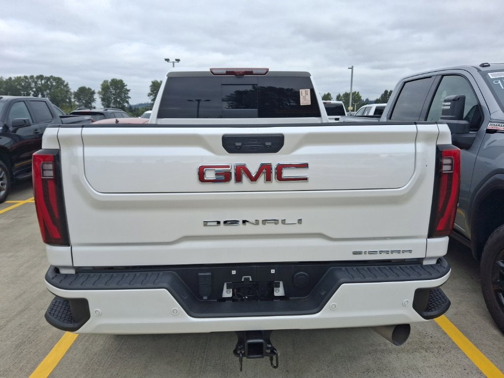 2024 GMC Sierra 3500 HD Denali