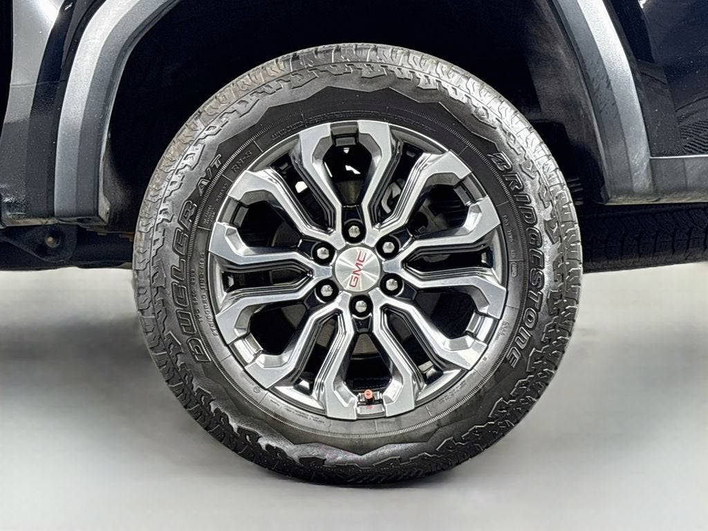 2024 GMC Canyon Denali