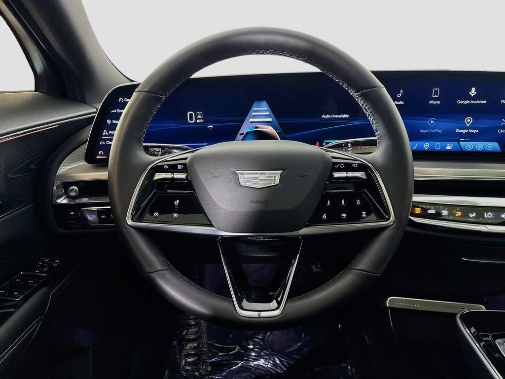 2024 Cadillac LYRIQ Luxury 1