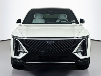 2024 Cadillac LYRIQ Luxury 2