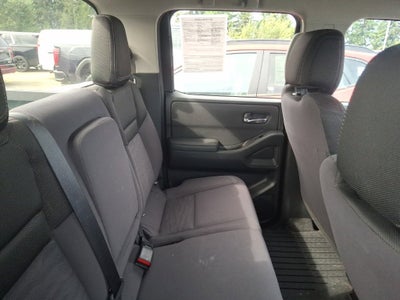 2023 Nissan Frontier Crew Cab SV 4x2