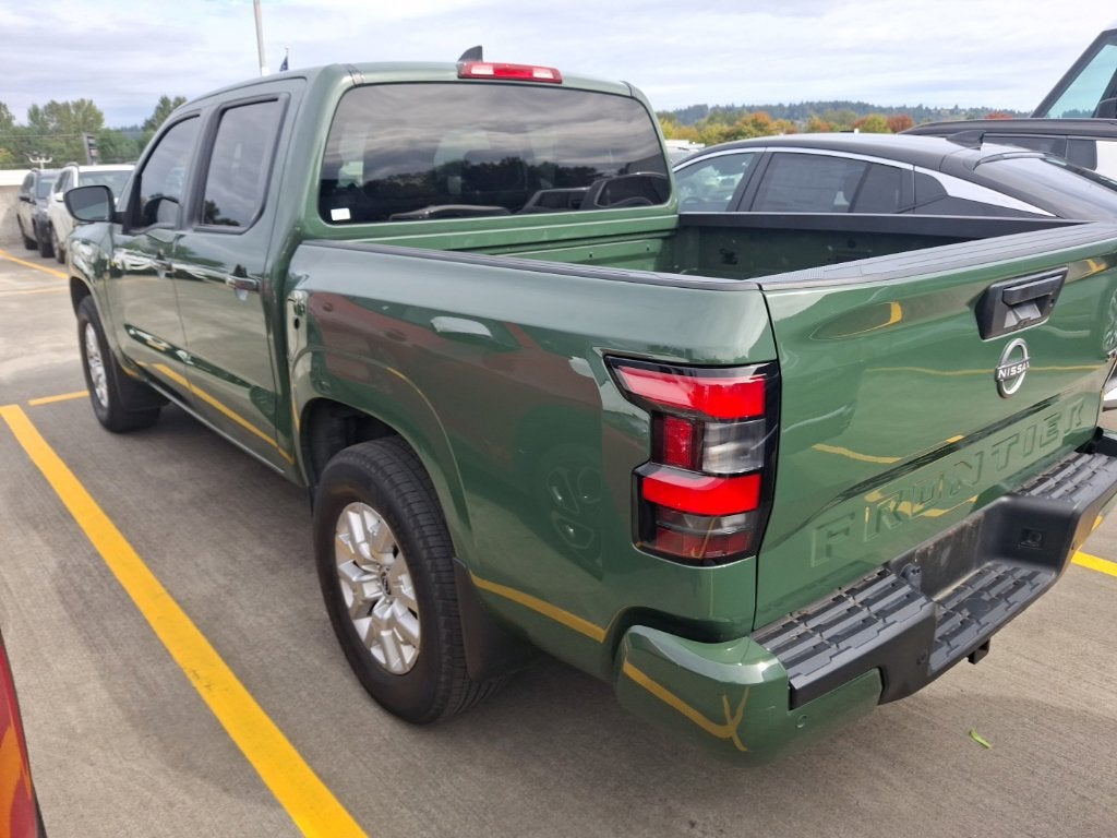 2023 Nissan Frontier Crew Cab SV 4x2