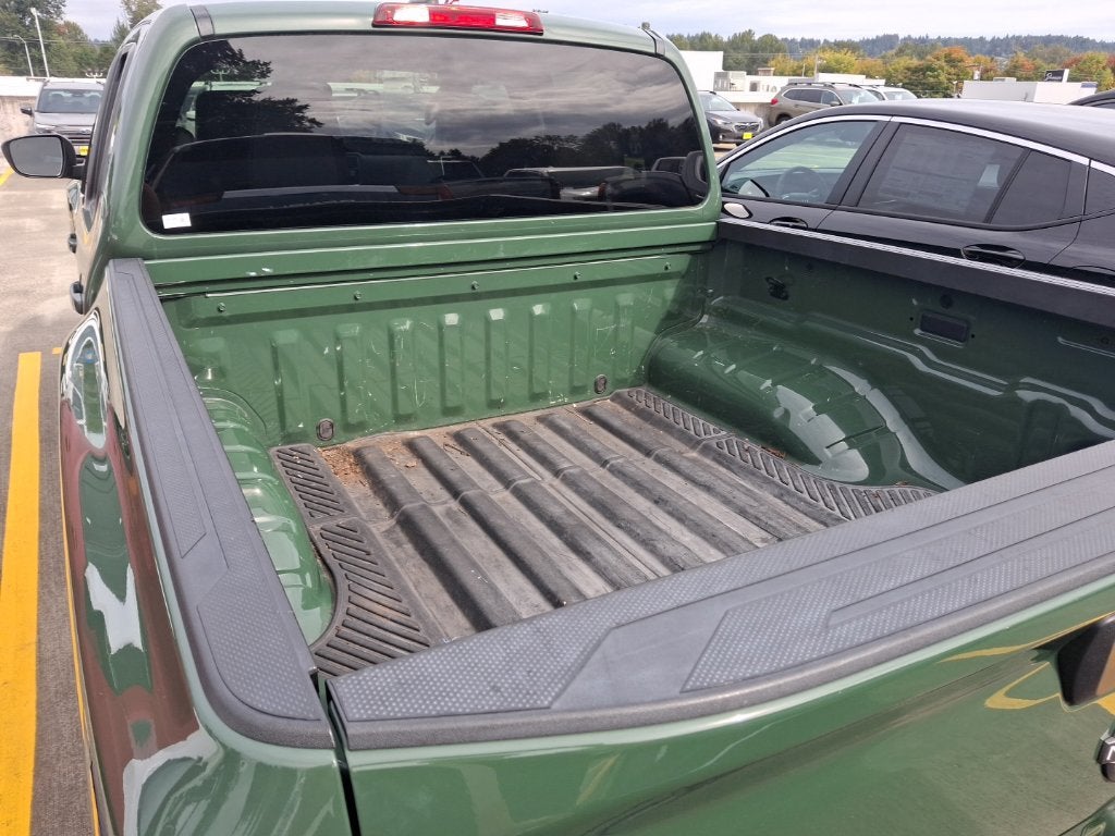 2023 Nissan Frontier Crew Cab SV 4x2