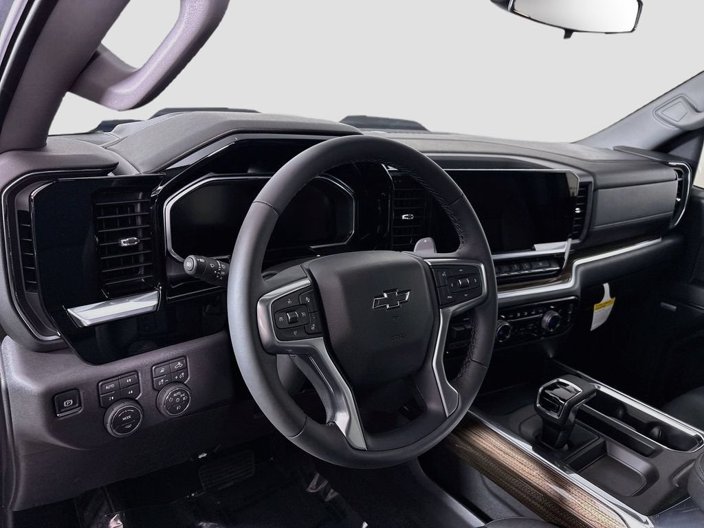2026 Chevrolet Silverado 1500 LT Trail Boss - Photo 9