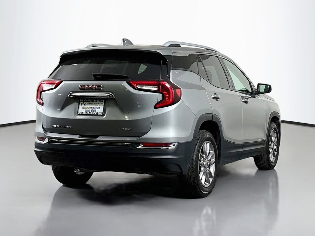 2024 GMC Terrain SLT