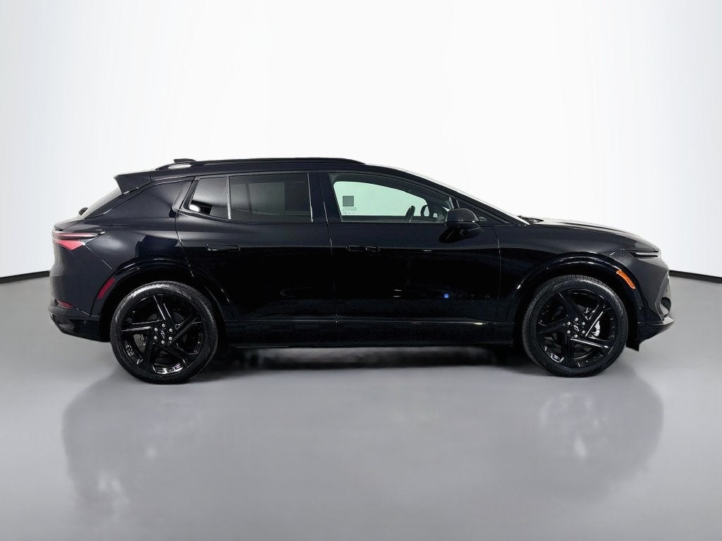 2024 Chevrolet Equinox EV Launch Edition - Photo 8