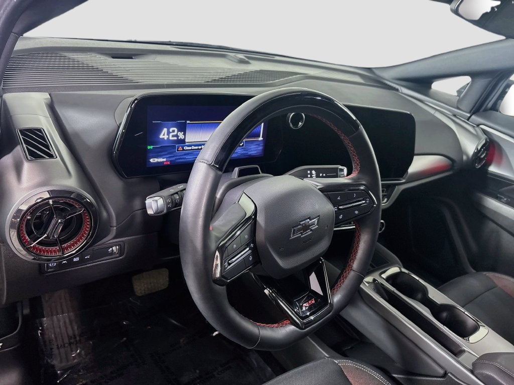 2024 Chevrolet Equinox EV Launch Edition - Photo 10