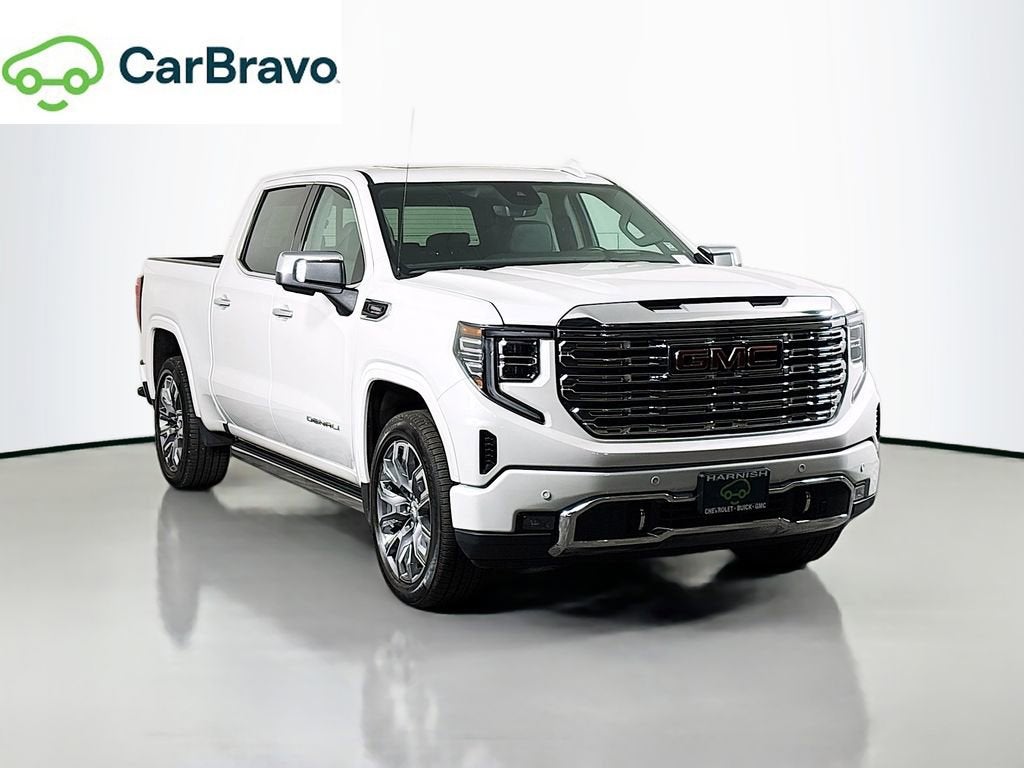 2023 GMC Sierra 4WD Crew Cab Short Box Denali's photo