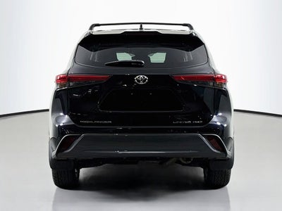 2022 Toyota Highlander Limited