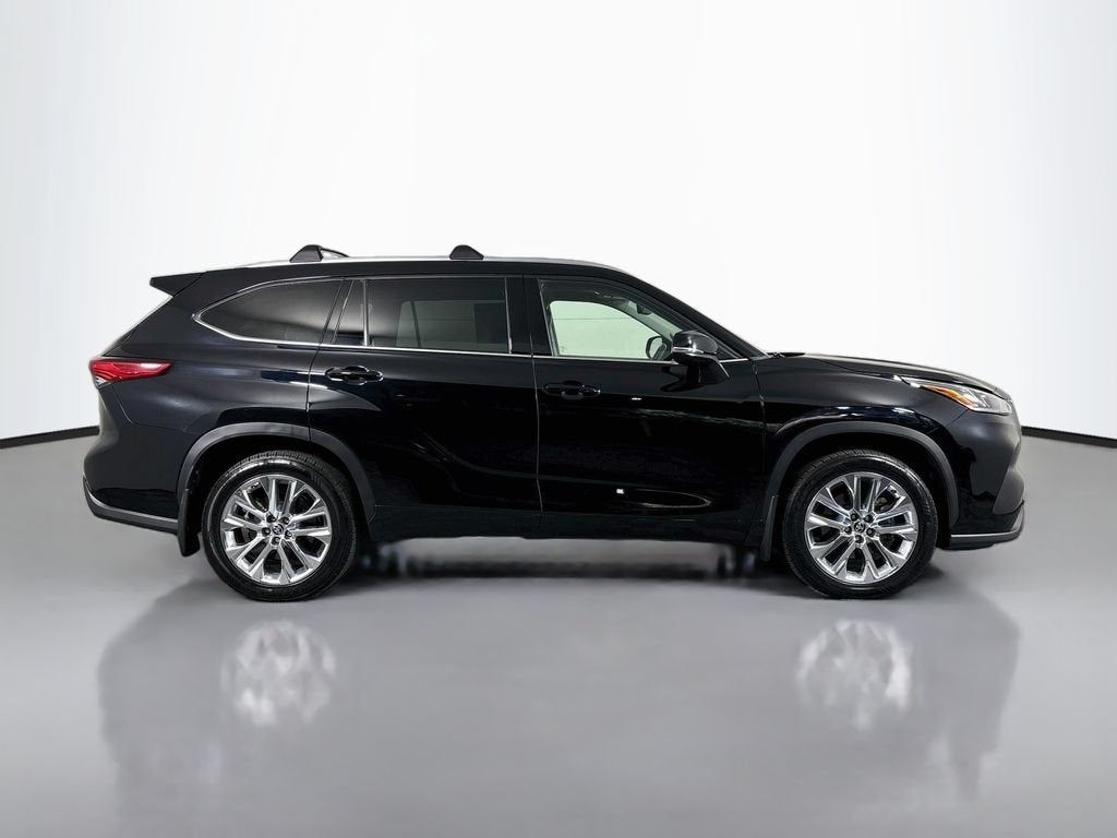2022 Toyota Highlander Limited
