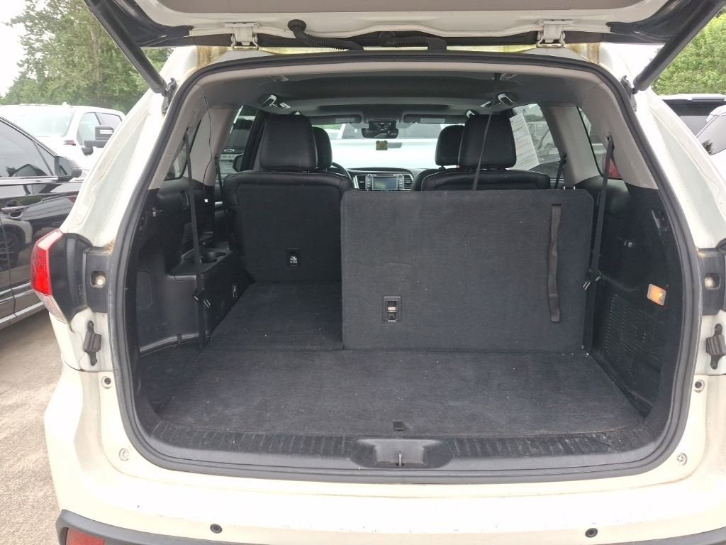 2017 Toyota Highlander SE
