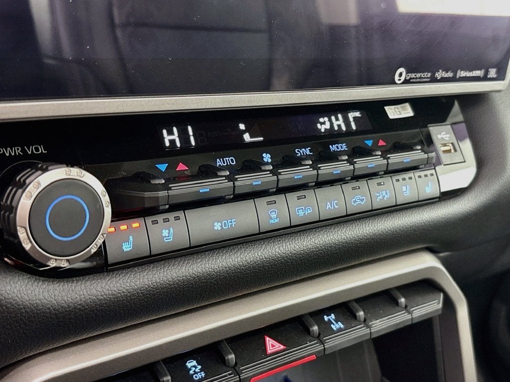 2022 Toyota Tundra Hybrid Limited